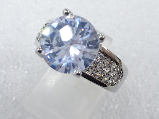 Japanese Kimono / Antique Accessories Metal